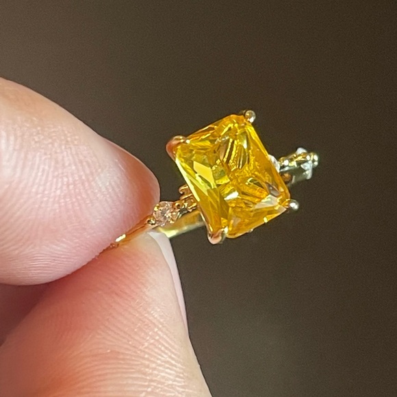 Yellow citrine gold plated ring - Picture 6 of 9